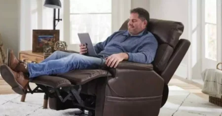 Is a Recliner Good for Sciatica? Expert Opinion